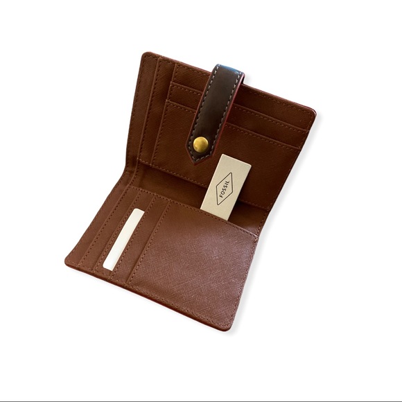 Animal Print Fossil Wallet - Picture 4 of 4